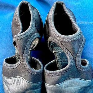 Capezio Child Pedini Femme Lyrical Dance Shoe - Black Size 1